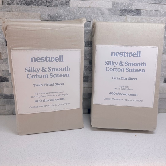 Nestwell Bedding Brand New Nestwell Oatmeal Twin Fitting And Twin